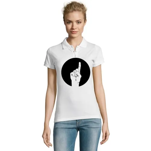 erhobener Zeigefinger im Kreis Frauen Polo