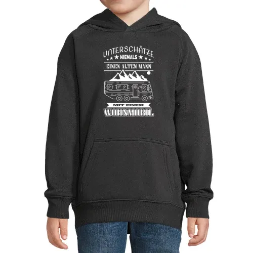 Alter Mann mit Wohnmobil Camping Rente im Gebirge Kinder Hoodie