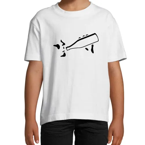 Trinker im dunkeln T-Shirt