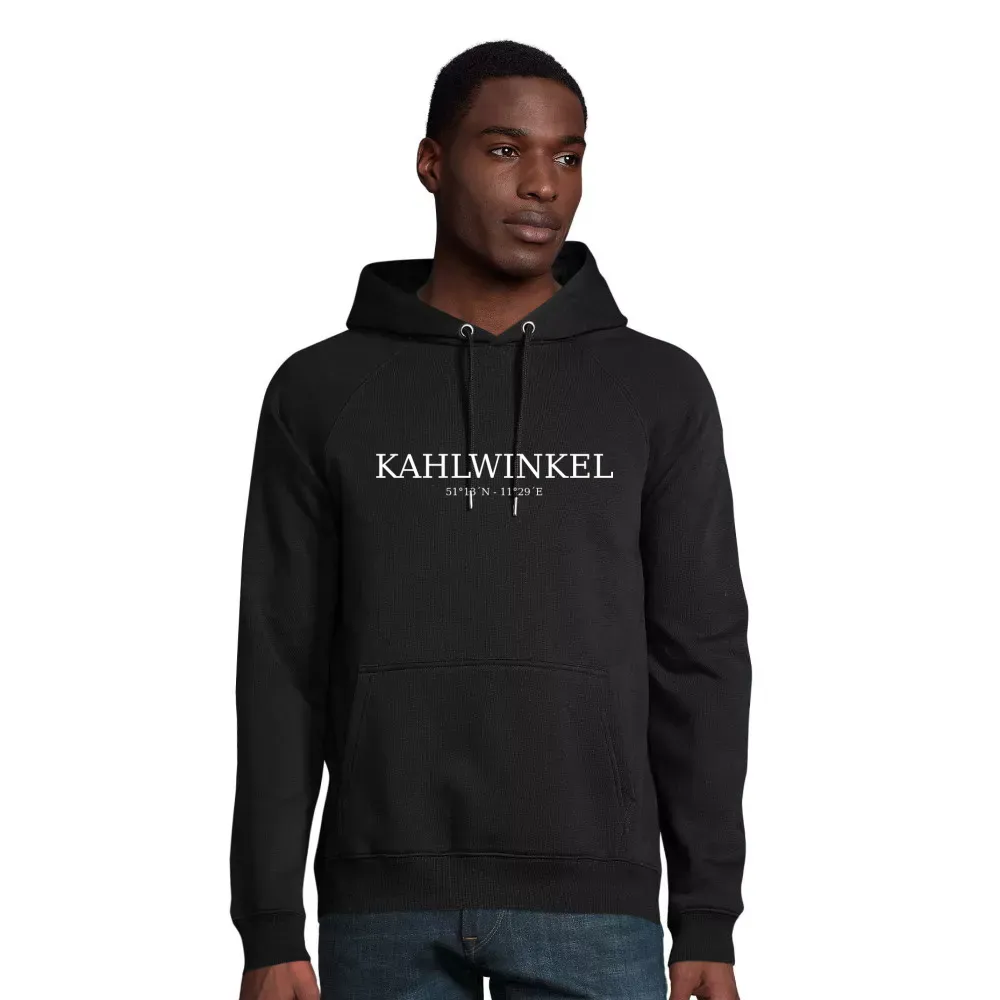 nachhaltiger Männer Hoodie mit Aufdruck 'Kahlwinkel Koordinaten'