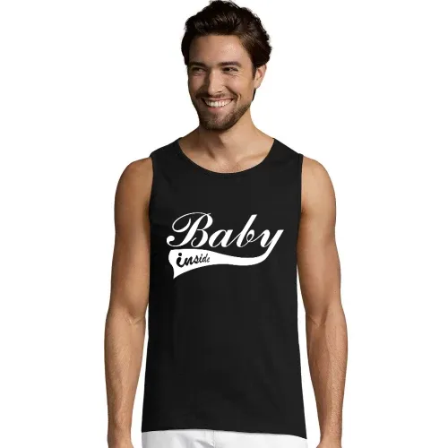 Baby inside Männer T-Shirt