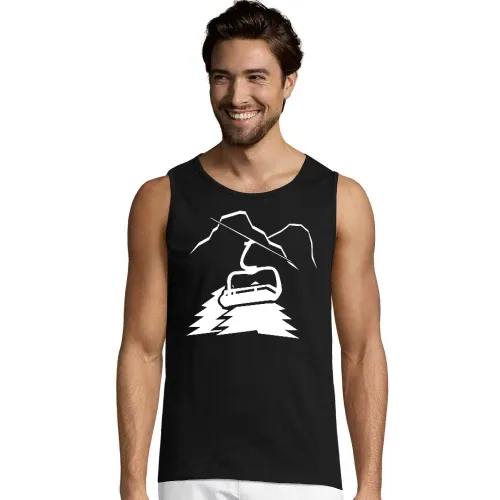 Berglandschaft mit Lift und Gipfel Männer T-Shirt