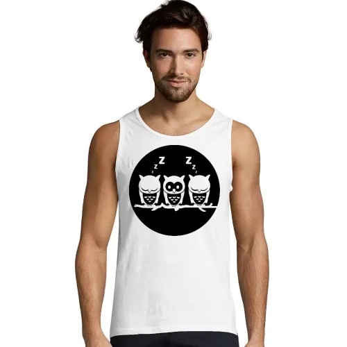 Drei Eule auf Ast vorm Vollmond Männer T-Shirt