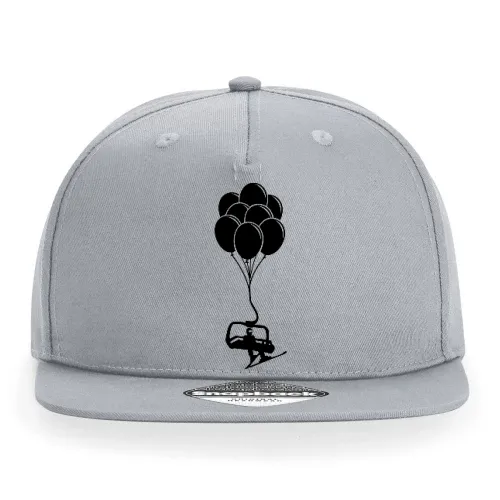 Sessellift mit Skifahrer an Luftballons Sonstig. Cap