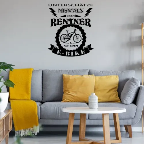E-Bike Rentner auf einem Ebike Fahrrad Sonstig. Wandtattoo